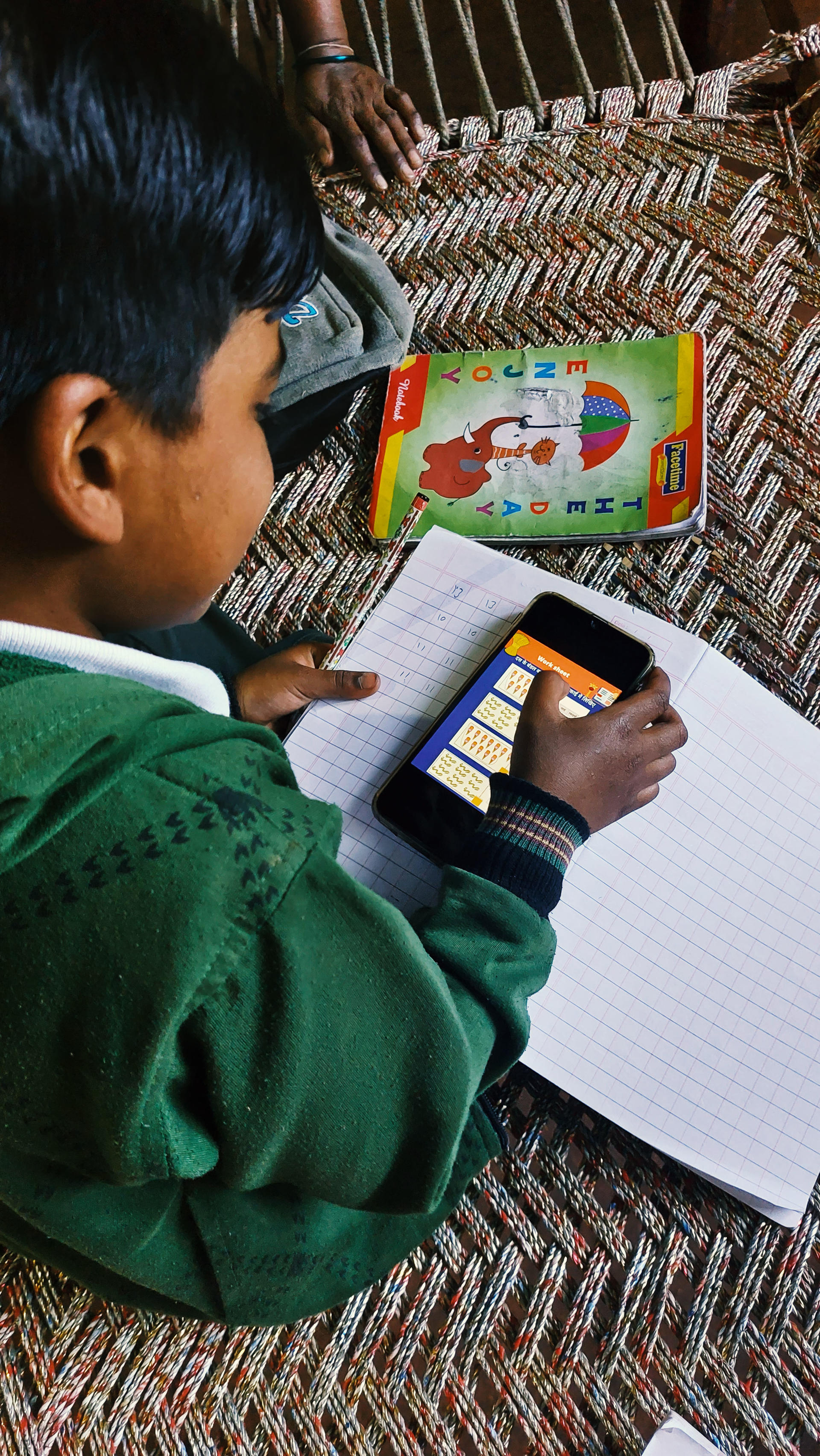A child learning using Rocket learning platforms in India