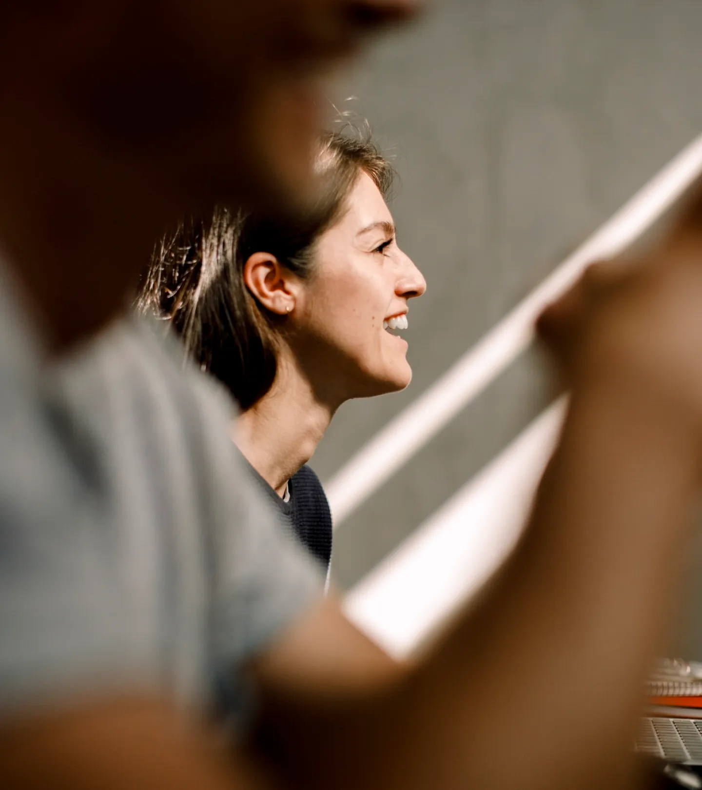 lady-with-short-hair-laughing